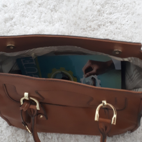 LONDON FOG vegan leather bag - Picture 7 of 7